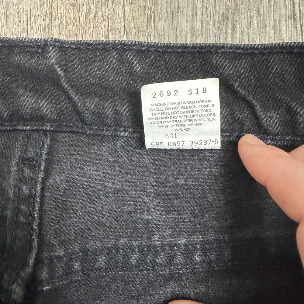 Levi’s Men’s 560 Loose Fit Tapered Leg Black Jeans, Vintage-size 38x32 *EUC*